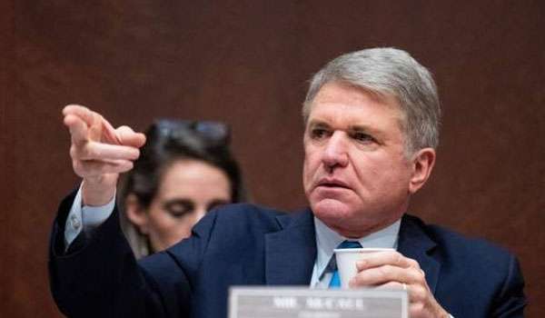 انتقاد رییس کمیته روابط خارجی مجلس نمایندگان امریکا از خروج این کشور از افغانستان