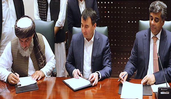 امضای سند همکاری تجاری و ترانزیتی میان افغانستان، پاکستان و اوزبیکستان