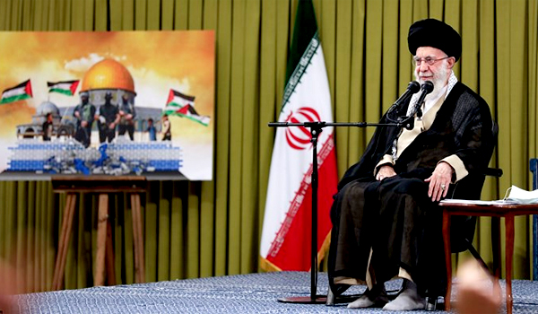 خامنه‌ای: حمایت سران غرب از رژیم اسرائیل نشانه اعتقاد آنان به تبعیض نژادی است