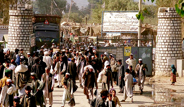 یک مقام پاکستانی: تاکنون بیش از ۶۰۰ هزار مهاجر افغانستانی اخراج شده‌است