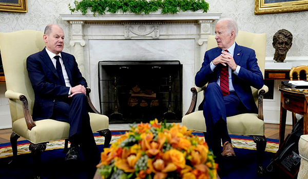 رهبران امریکا و آلمان درباره تداوم کمک‌ها به اوکراین مذاکره کردند